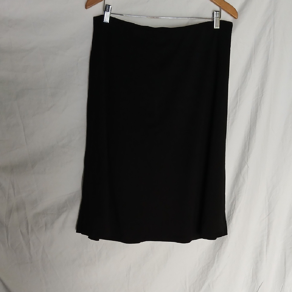 LOFT Elegant Black Pencil Skirt